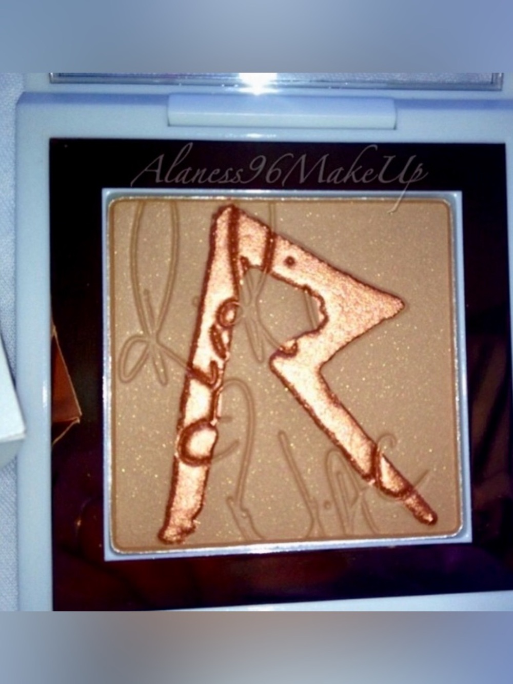 MAC x RiRi - Love, Rihanna Bronzing Powder✨LIMITED EDITION / Sold Out Bronzer! - Picture 10 of 10